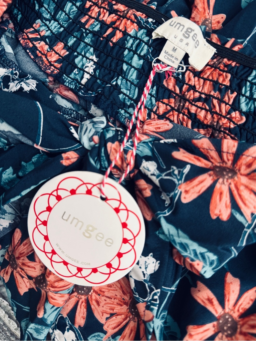 Umgee NWT Navy Floral Peekaboo Back Bow Boho Mini Dress M - Picture 2 of 12
